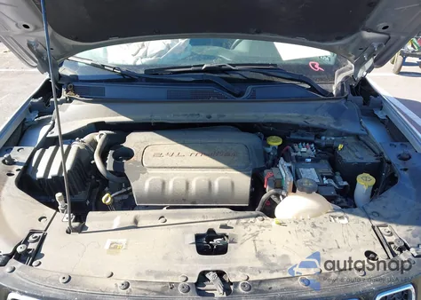 2021 Jeep Compass Latitude 4X4 z USA, uszkodzony, nr VIN 3C4NJDBB6MT601575